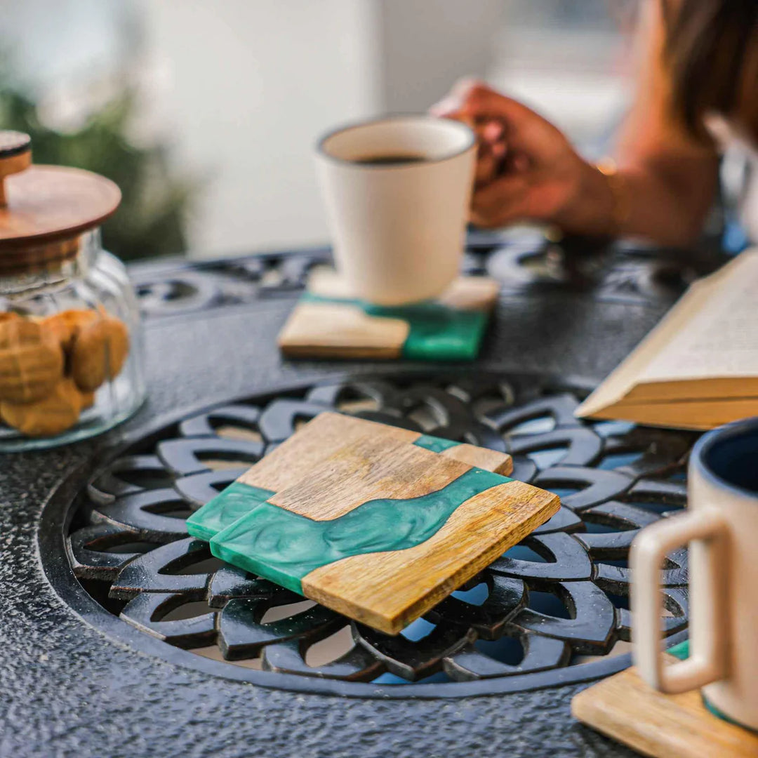 Ireka Homes Blue Wave Coaster Set – Mango Wood and Resin – Ideal for Coffee Tables, Desks, & Gifting