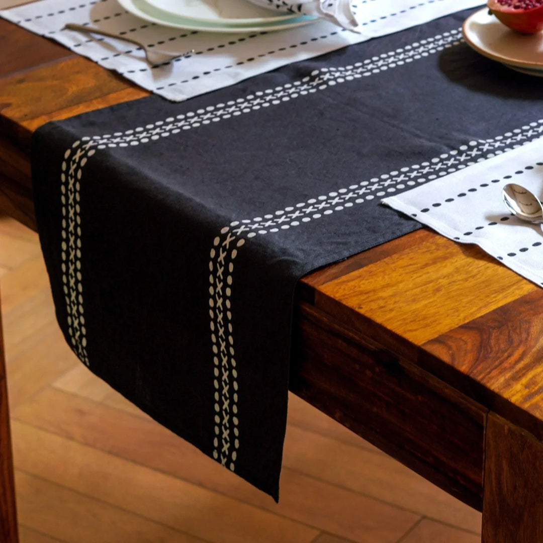 Pravaah Himadri table runner | pure hemp