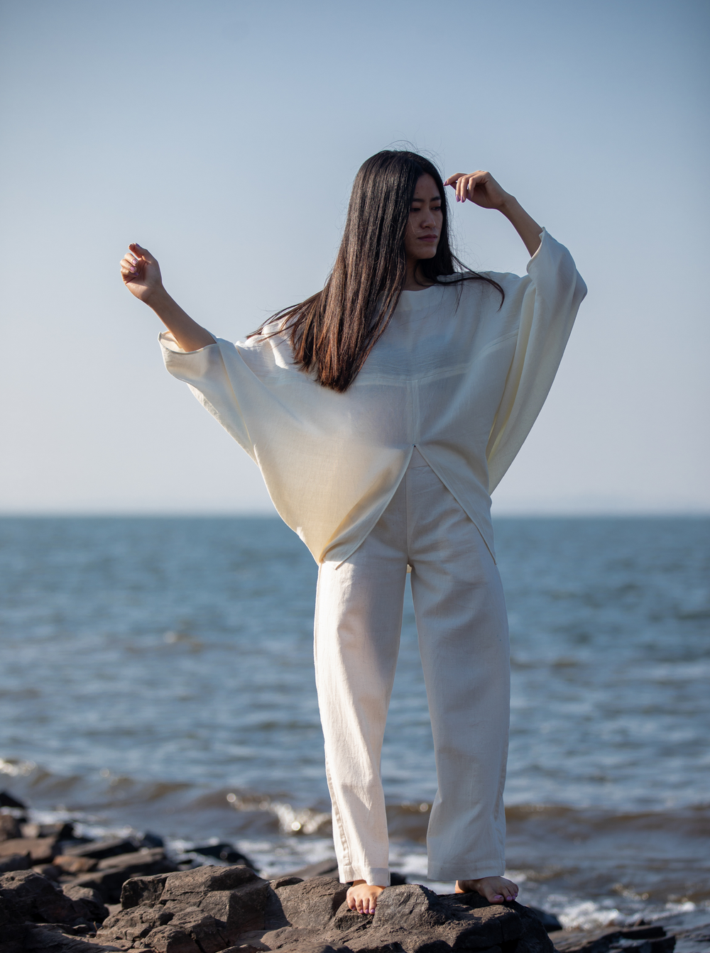 Unborn Studio Undyed - Iconic side cowl top