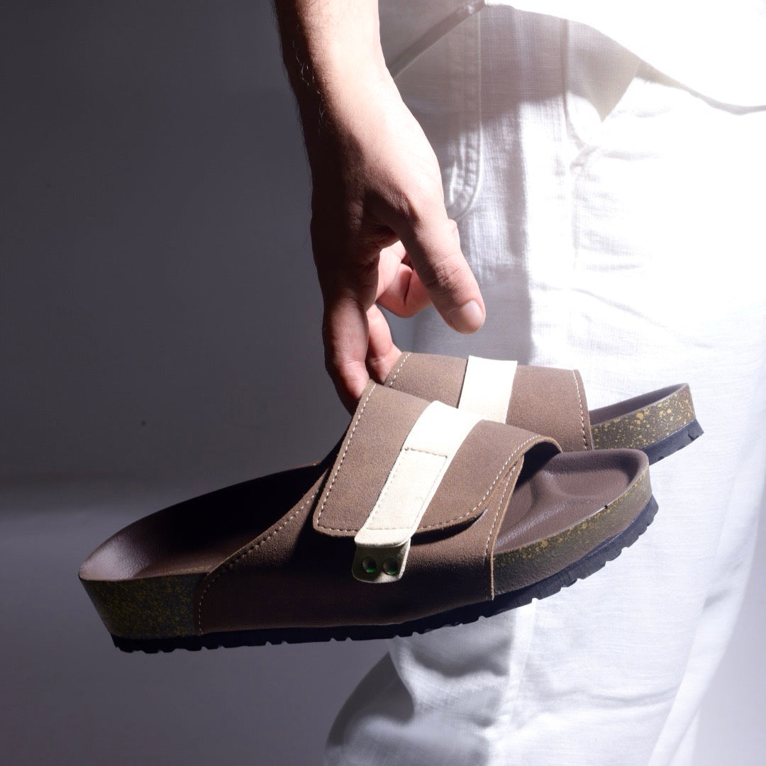 Monkstory Escape Dual Tone Cork Slides – Brown/Beige
