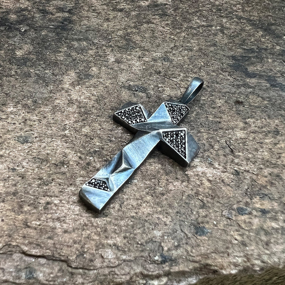 Faceted Cross Chain pendant in Sterling silver