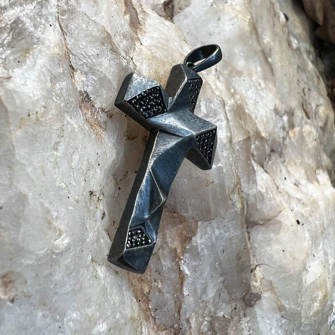 Faceted Cross Chain pendant in Sterling silver