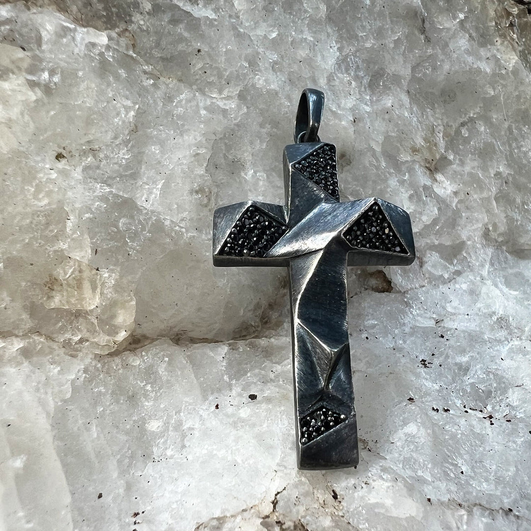 Faceted Cross Chain pendant in Sterling silver