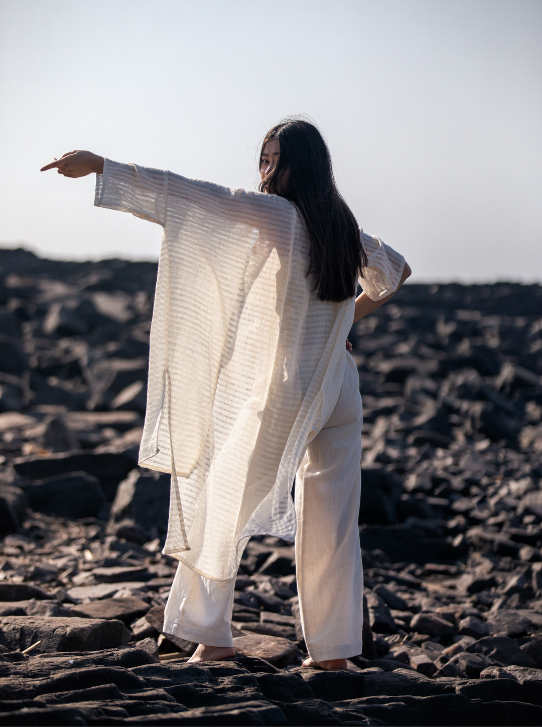 Unborn Studio Undyed - Throw-over jacket