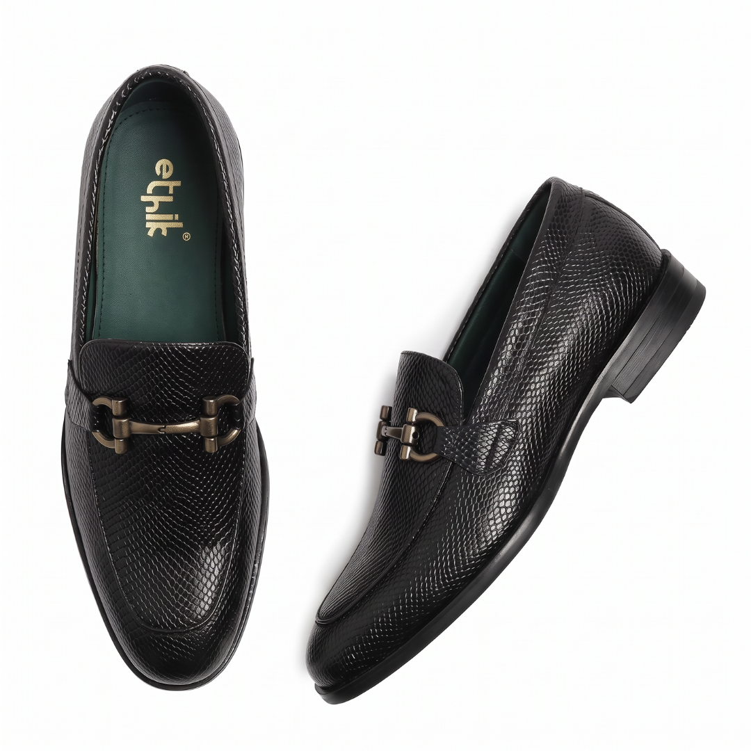 Stunner Textured Black Loafers