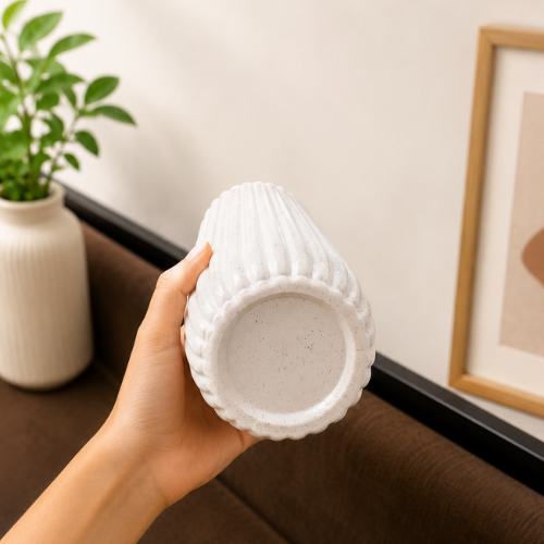 Ligne Blanche – White Ribbed Ceramic Vase