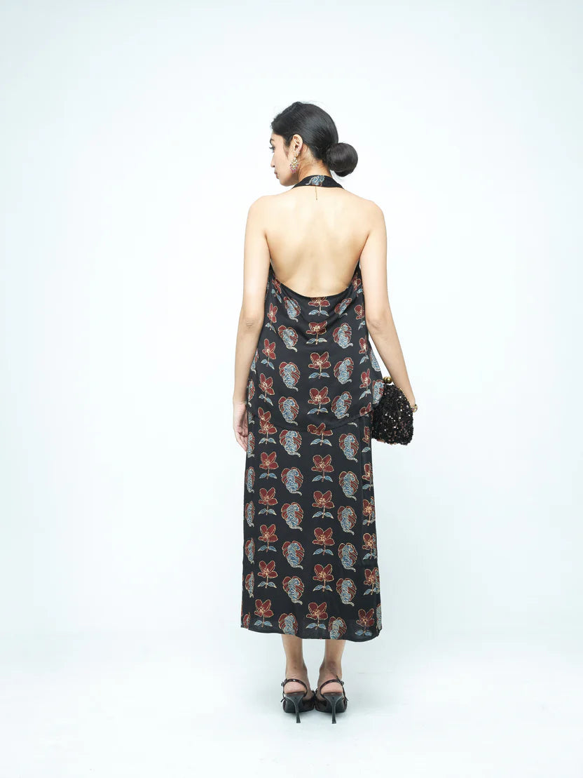 anushé pirani Bold Halter