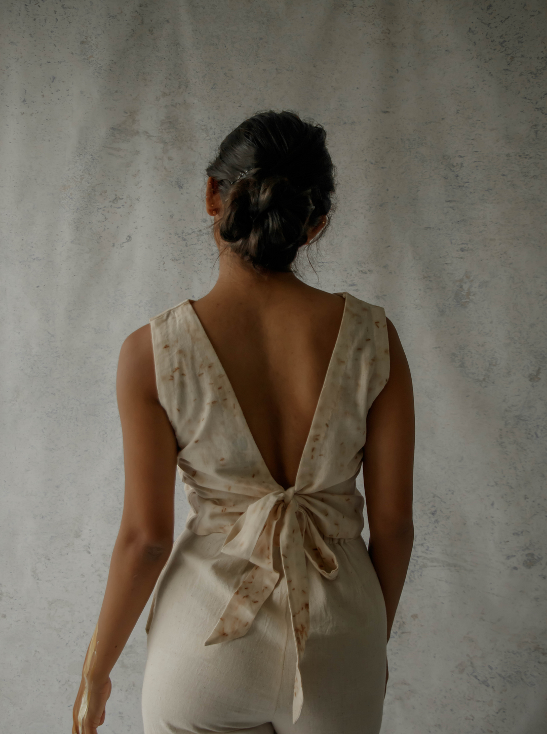 Unborn Studio UMBERED - Tie-back top