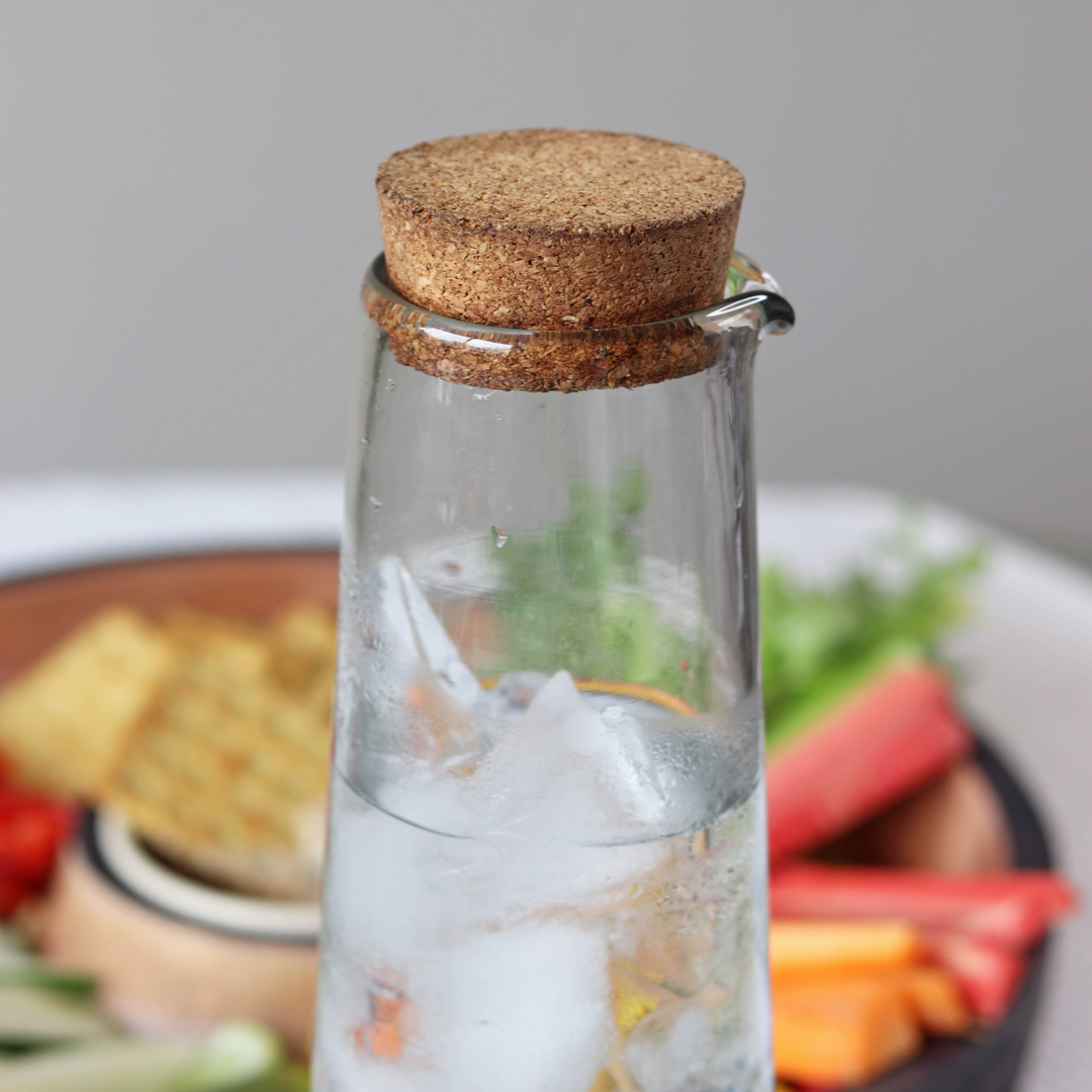 Muun Home Glass Carafe with Cork Lid