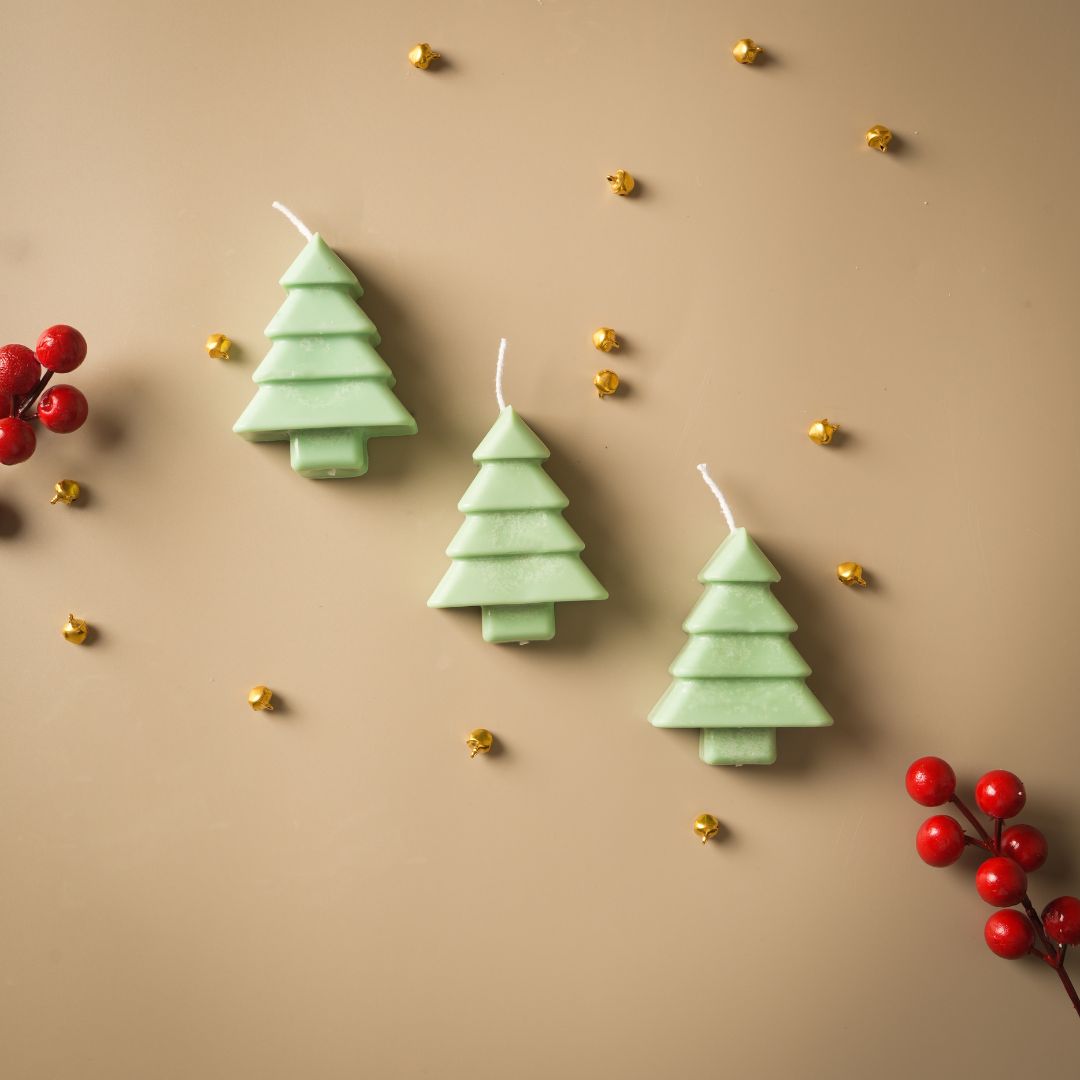 Ecokari Green Christmas Tree Candle Set