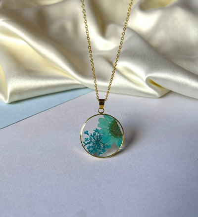 Ishmades Field of sunflowers locket