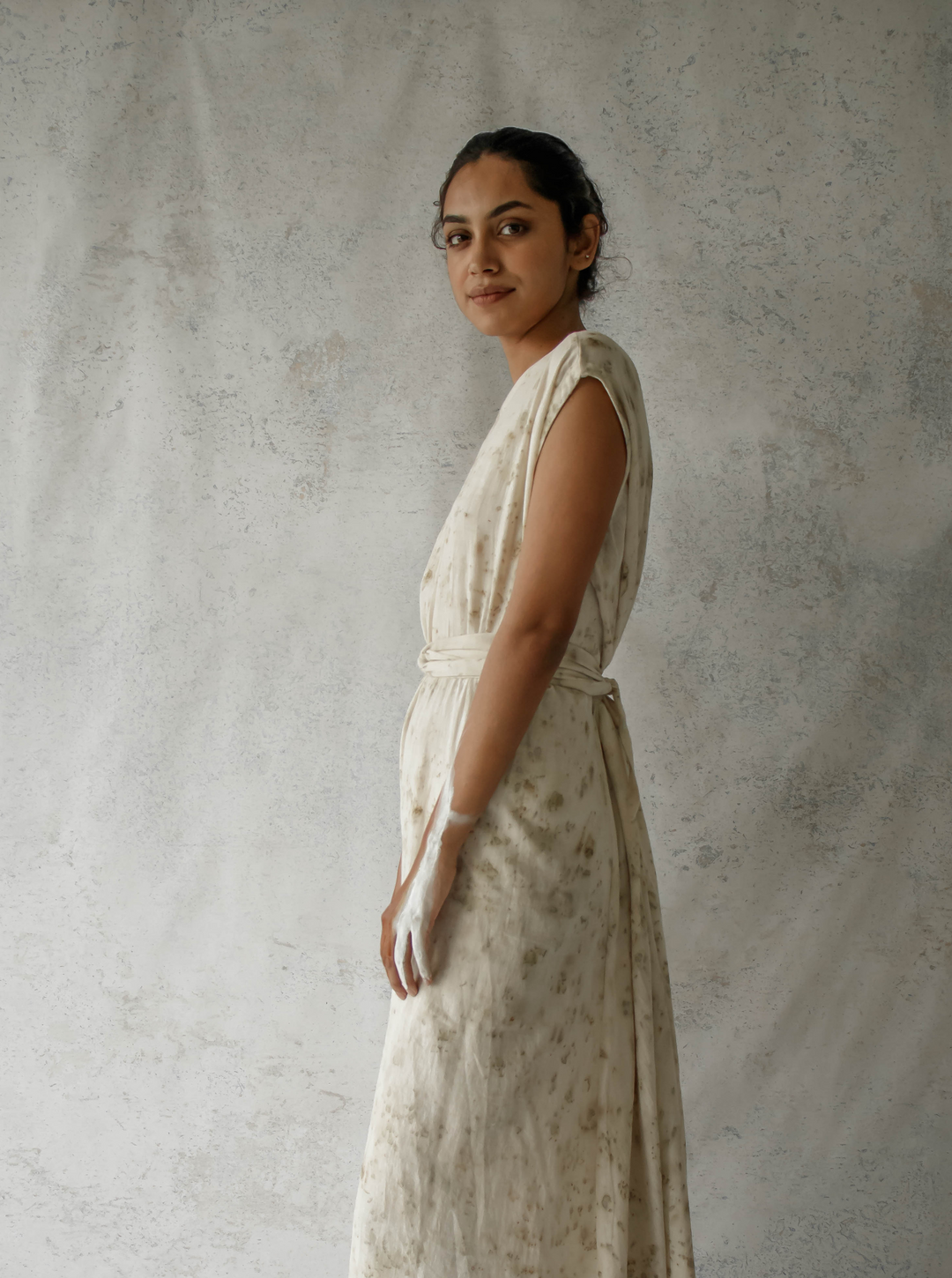 Unborn Studio Hymn of hope - More-than-one-dress