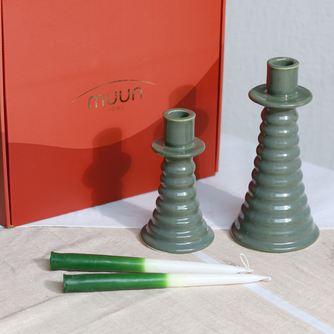 Muun Home Sage Coil Gift Box - Two Ombre Candles + Two Candle holders (Unpacked)