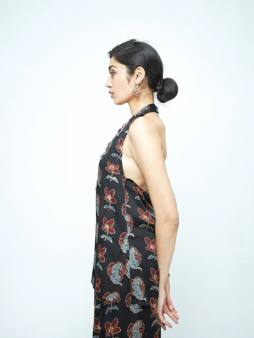anushé pirani Bold Halter