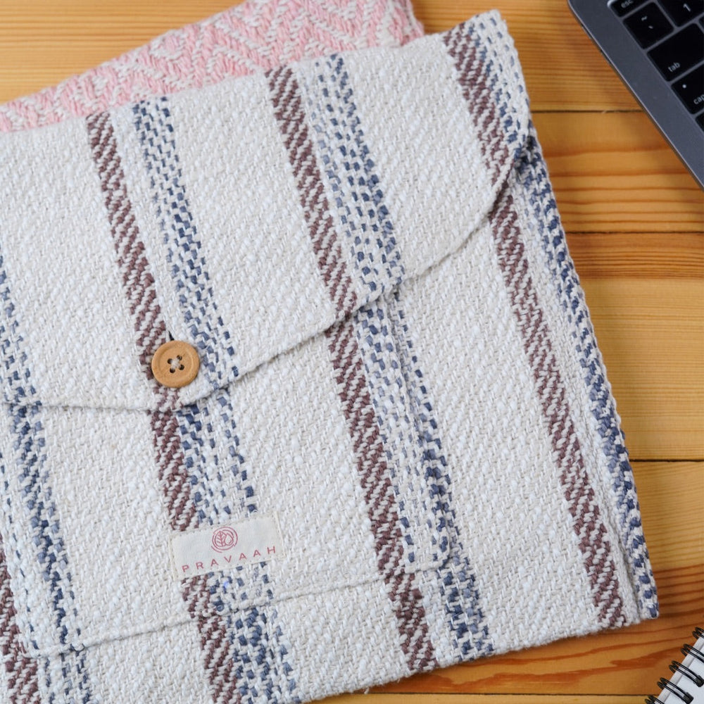 Pravaah Kese laptop sleeve | hemp cotton blend | washable | fits 11”-13” screen laptops