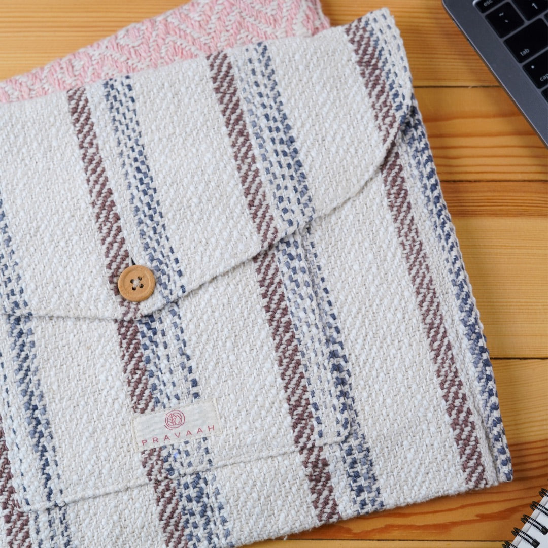 Pravaah Kese laptop sleeve | hemp cotton blend | washable | fits 11”-13” screen laptops