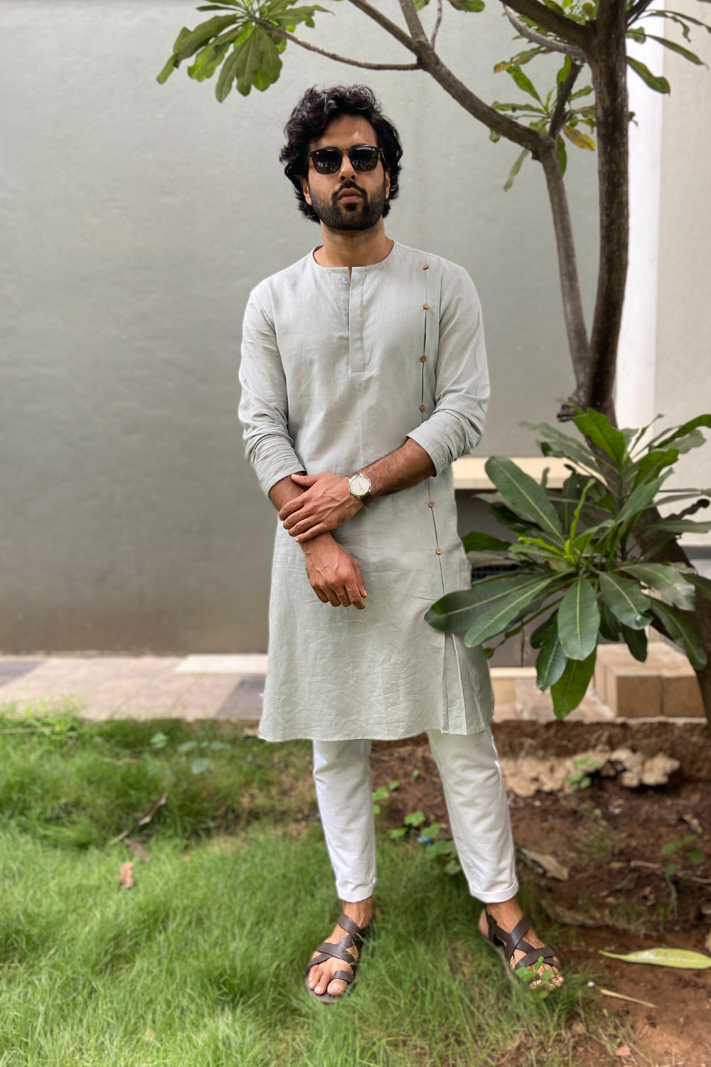 ITIDOR Inej Kurta - Front Back Inverted Pleat