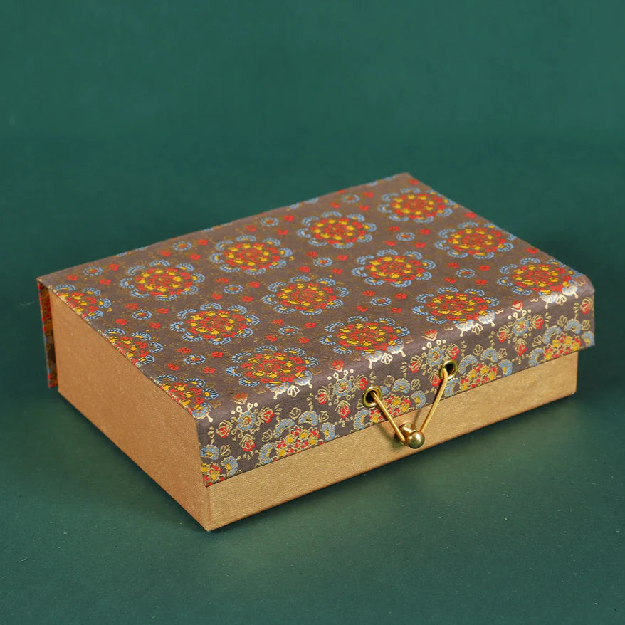 Brown Story Small Gift Box - 1 pc