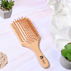 OIKO Bamboo Hair Brush with bamboo bristles