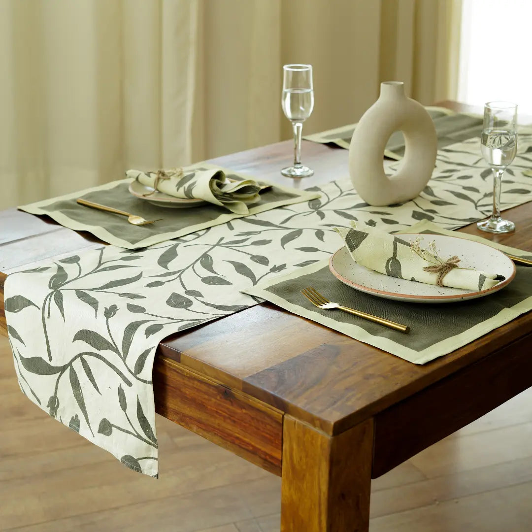 Pravaah Pahi table mats set