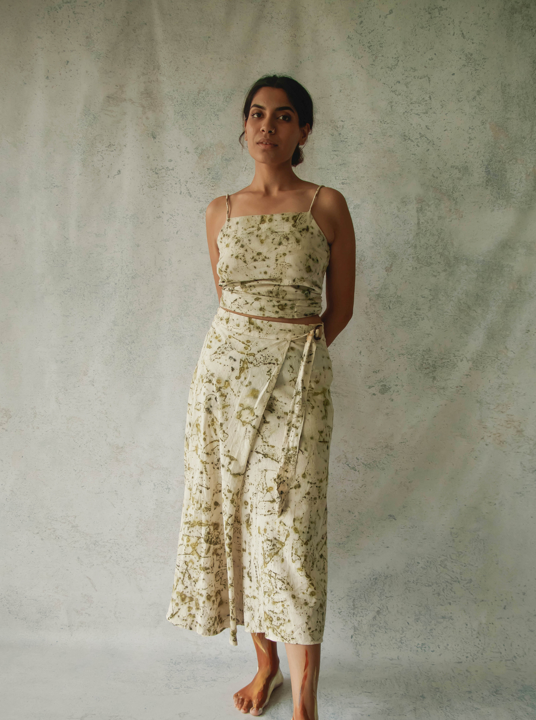 Unborn Studio Bits of green - Buckle-me-up skirt