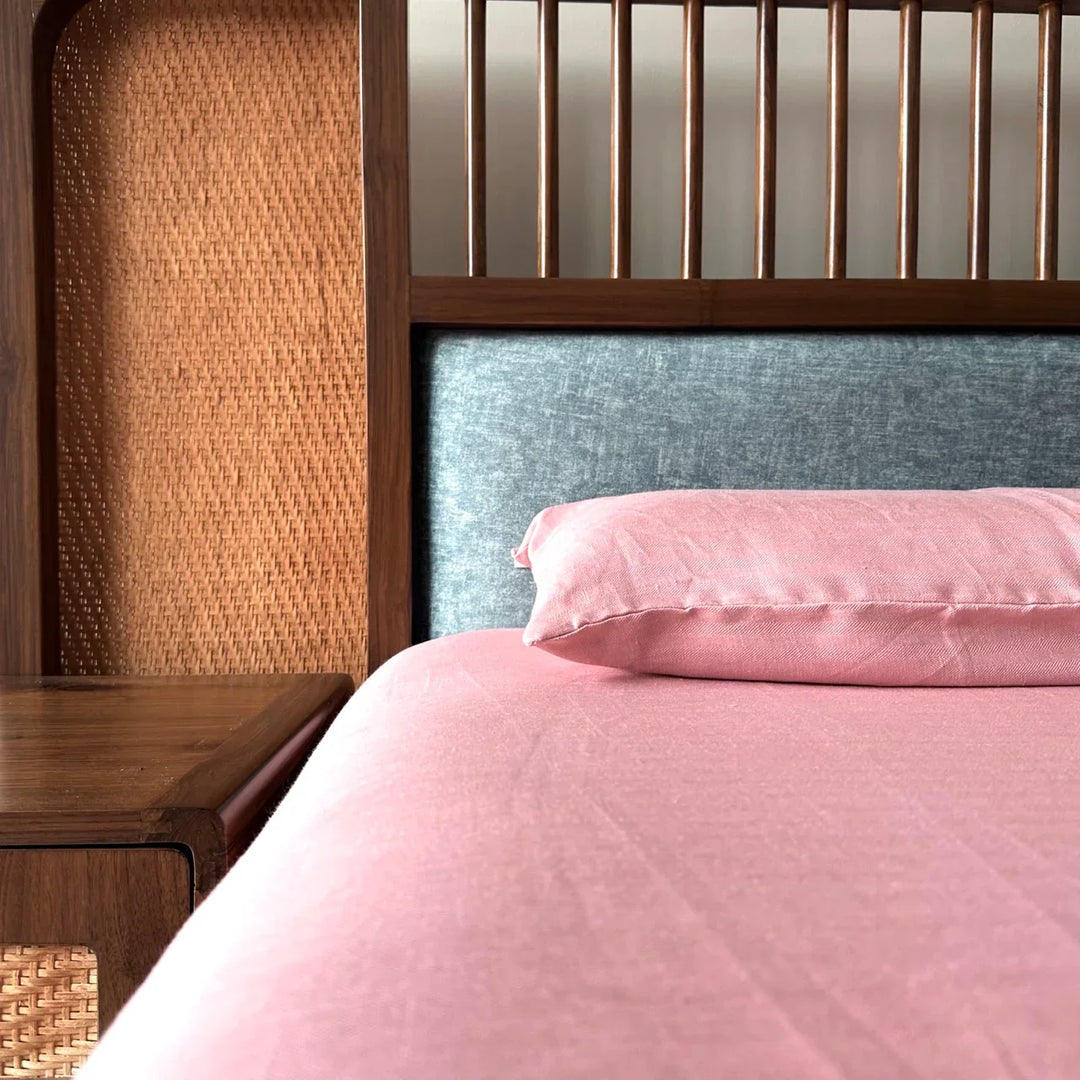 Pravaah King Size Pastel Pink Hemp Bedsheet Set - Bhinasaar