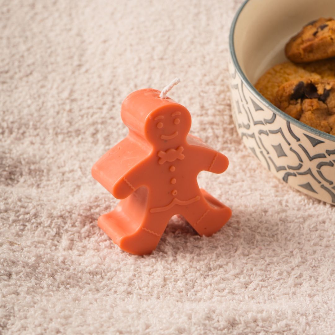 Ecokari Assorted Gingerbread Man Soy Candles for Christmas
