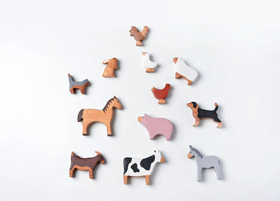 BIRCH & BUG Farm Animals Set of 12