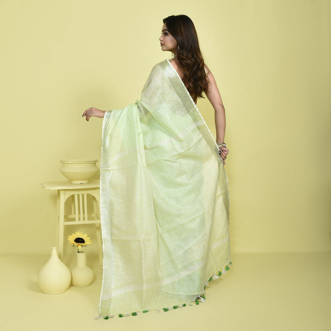 https://cdn.shopify.com/s/files/1/0641/9893/4752/files/saree34728copy.jpg?v=1778329312