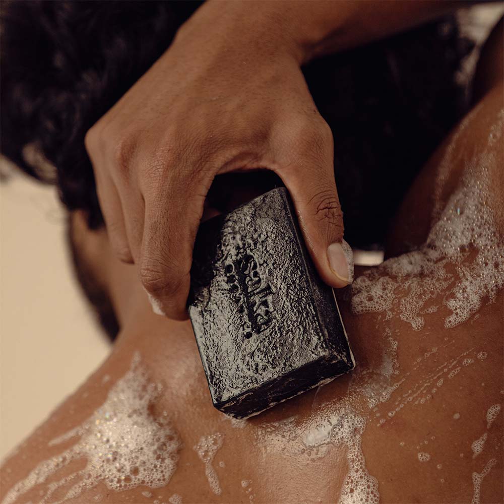 Saka Organics - Springtime Medley | Handmade Charcoal & Mint Soap with Exfoliating Scrub | Natural Spa Bar for Normal Skin - 120gm