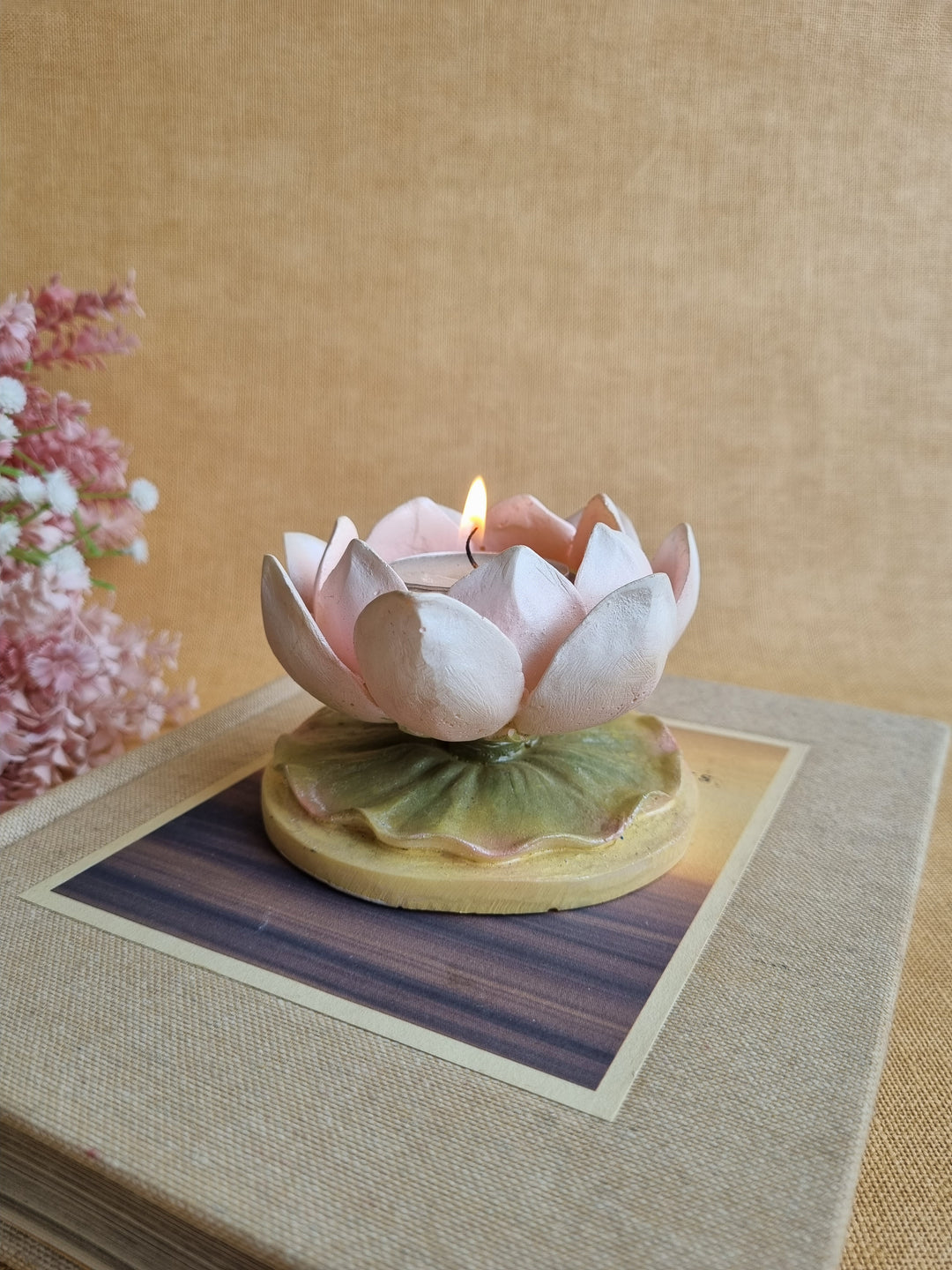 THE ASF SHOP Flamingo Lotus Tealight Holder