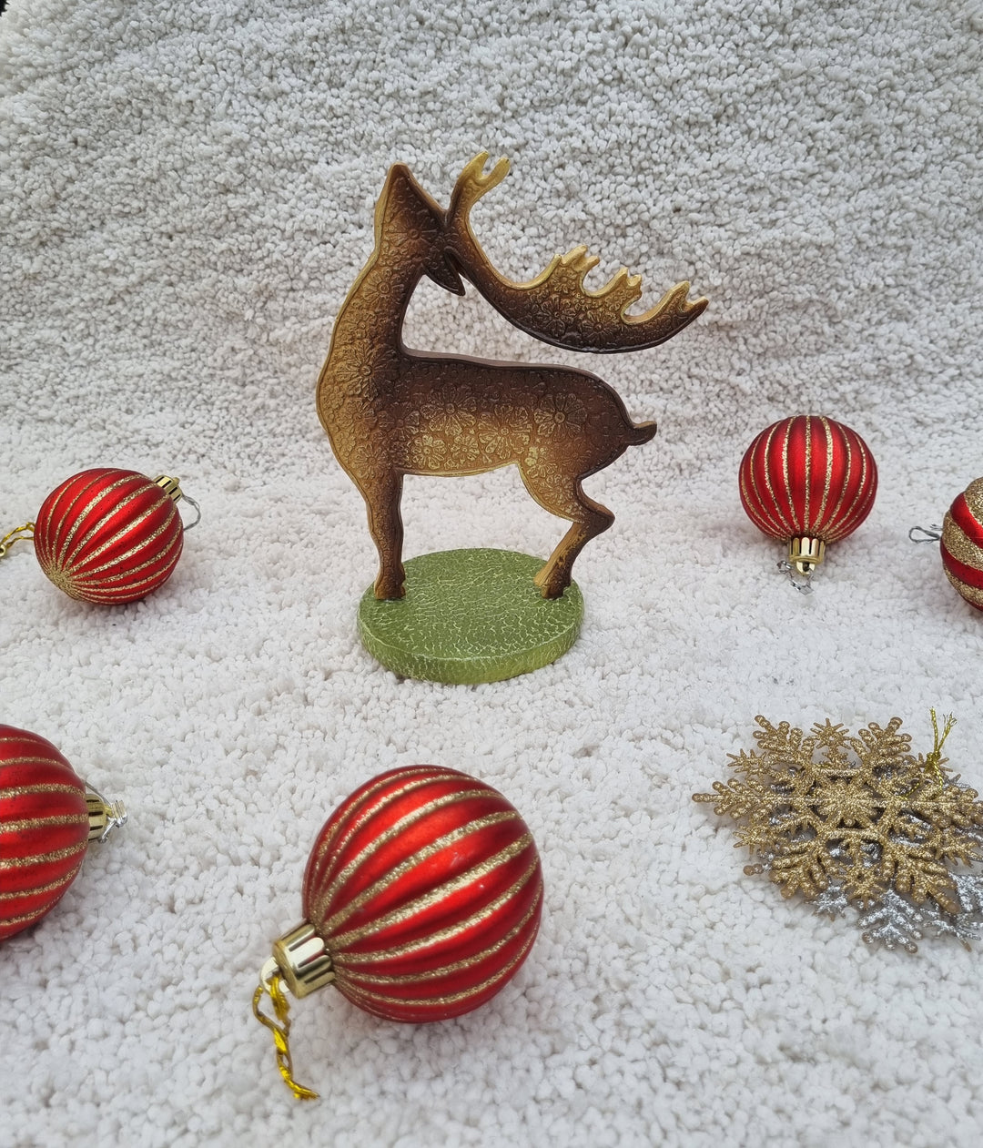 THE ASF SHOP Frolicsome-Decor Reindeer