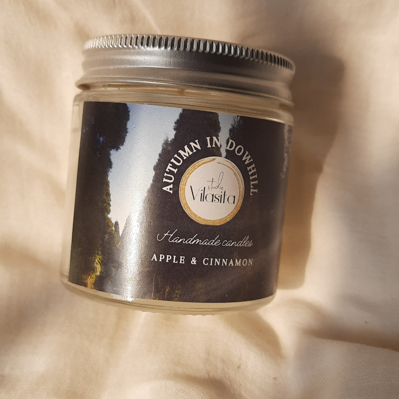 Autumn in Dowhill - apple- cinnamon soy wax candle