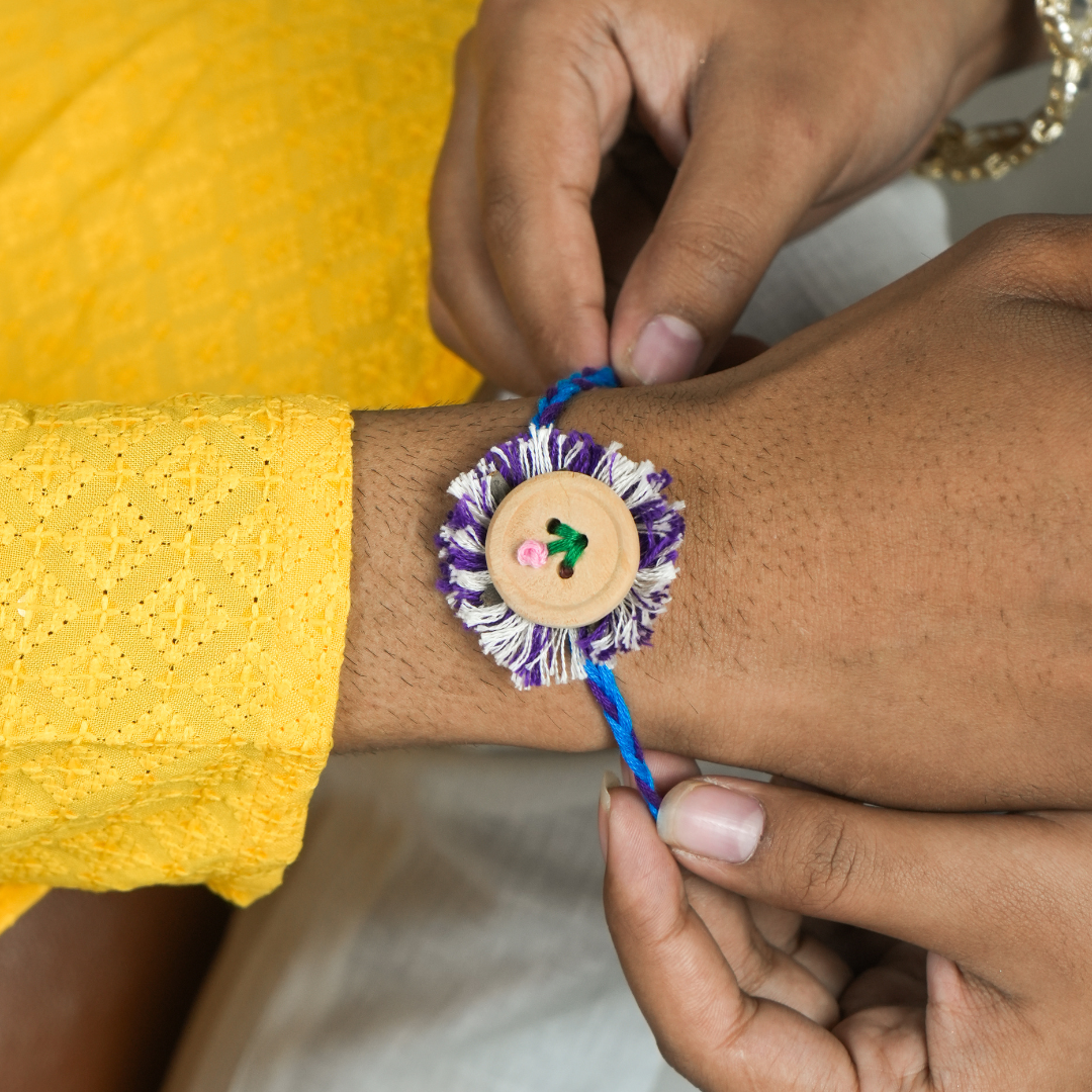 Ecokari Plantable Rakhi with Embroidered Floral Motif