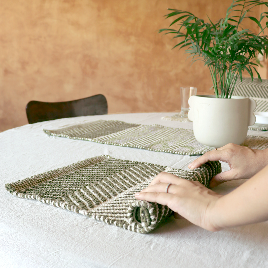 Muun Home Handwoven Reversible Table Mat