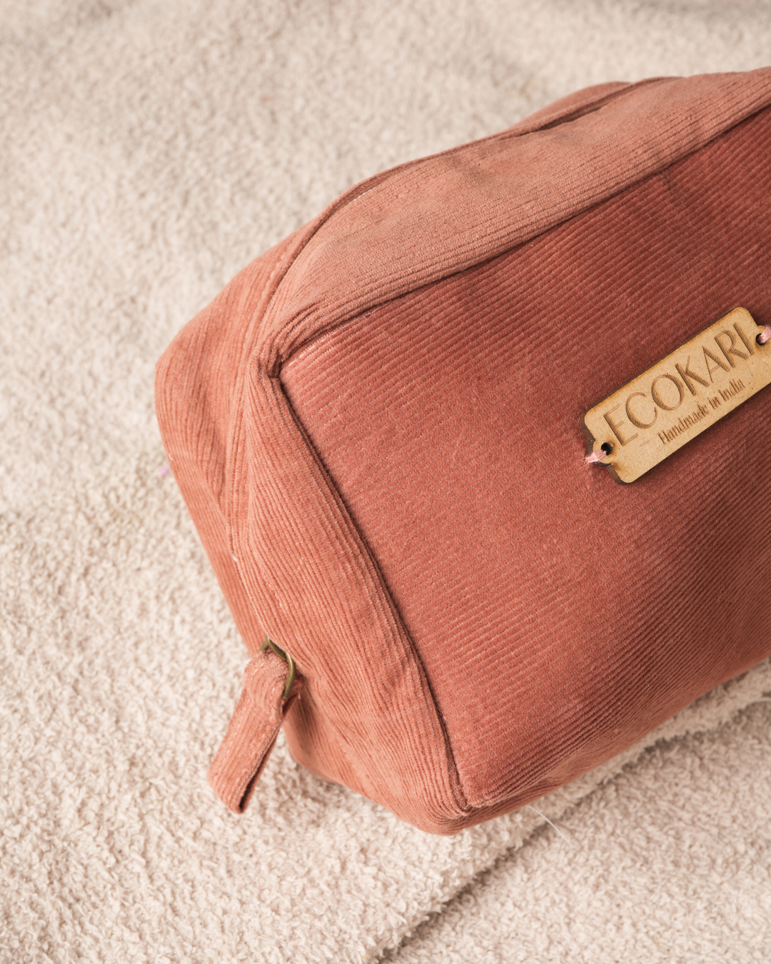 Ecokari Magenta Voyage Corduroy Travel Pouch