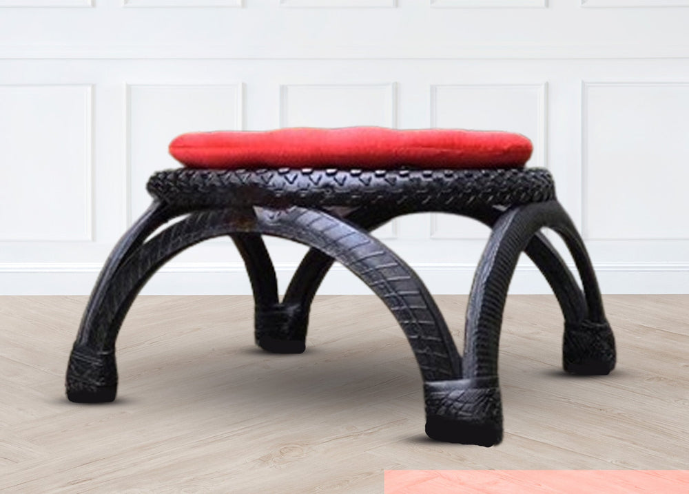 De'Dzines Stool