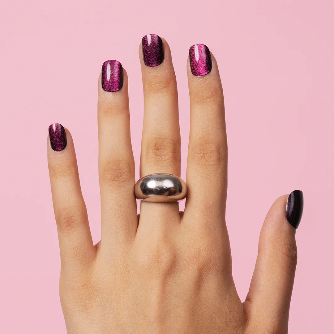 Gush Beauty Ruby, Cat Eye with Nail Glue + Nail Glue Sticker | Short, Squoval Press-On Nails