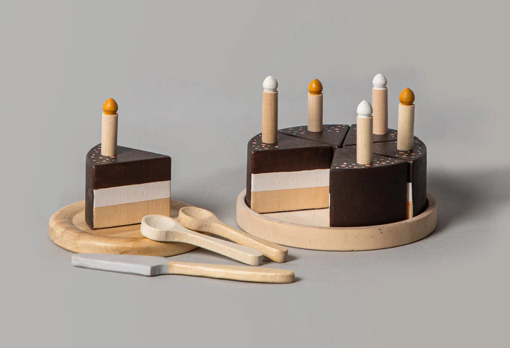 BIRCH & BUG Party Cake PlaySet - 18 pieces