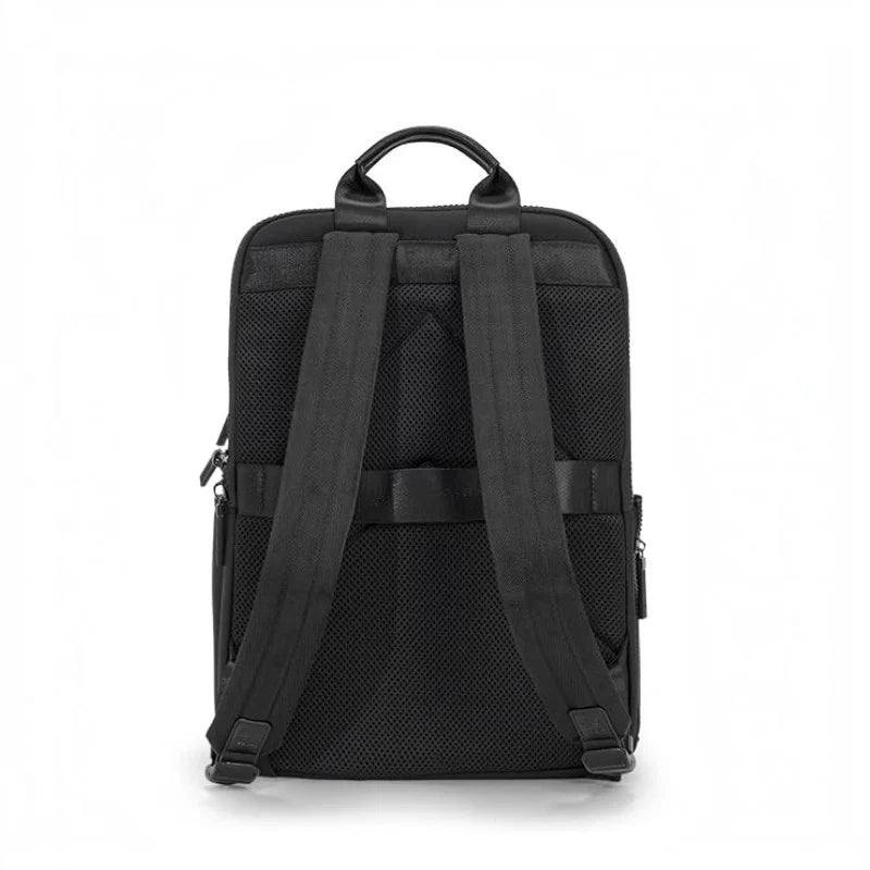 Eume  Gravitas 17L Laptop Backpack