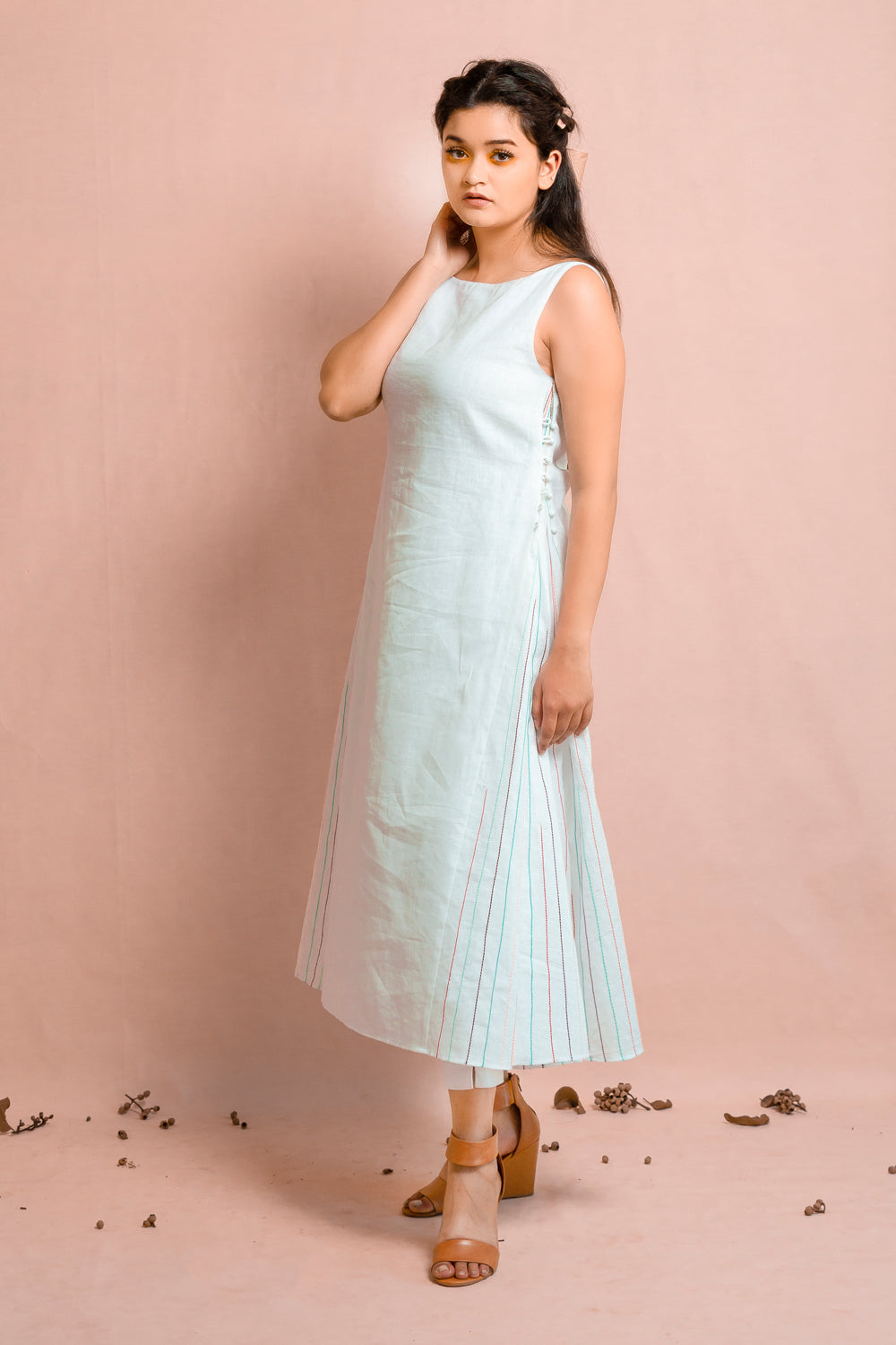 ITIDOR Hazy Frolic Kurti - Zero Shoulder Point Sleeveless Kurti