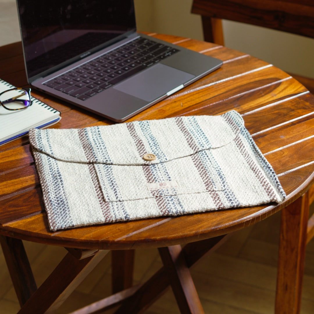 Pravaah Kese laptop sleeve | hemp cotton blend | washable | fits 11”-13” screen laptops