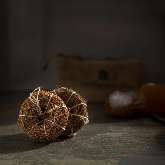 Exfoliating Body Scrubber | Handwoven Vetiver Khas Roots | Set of 2