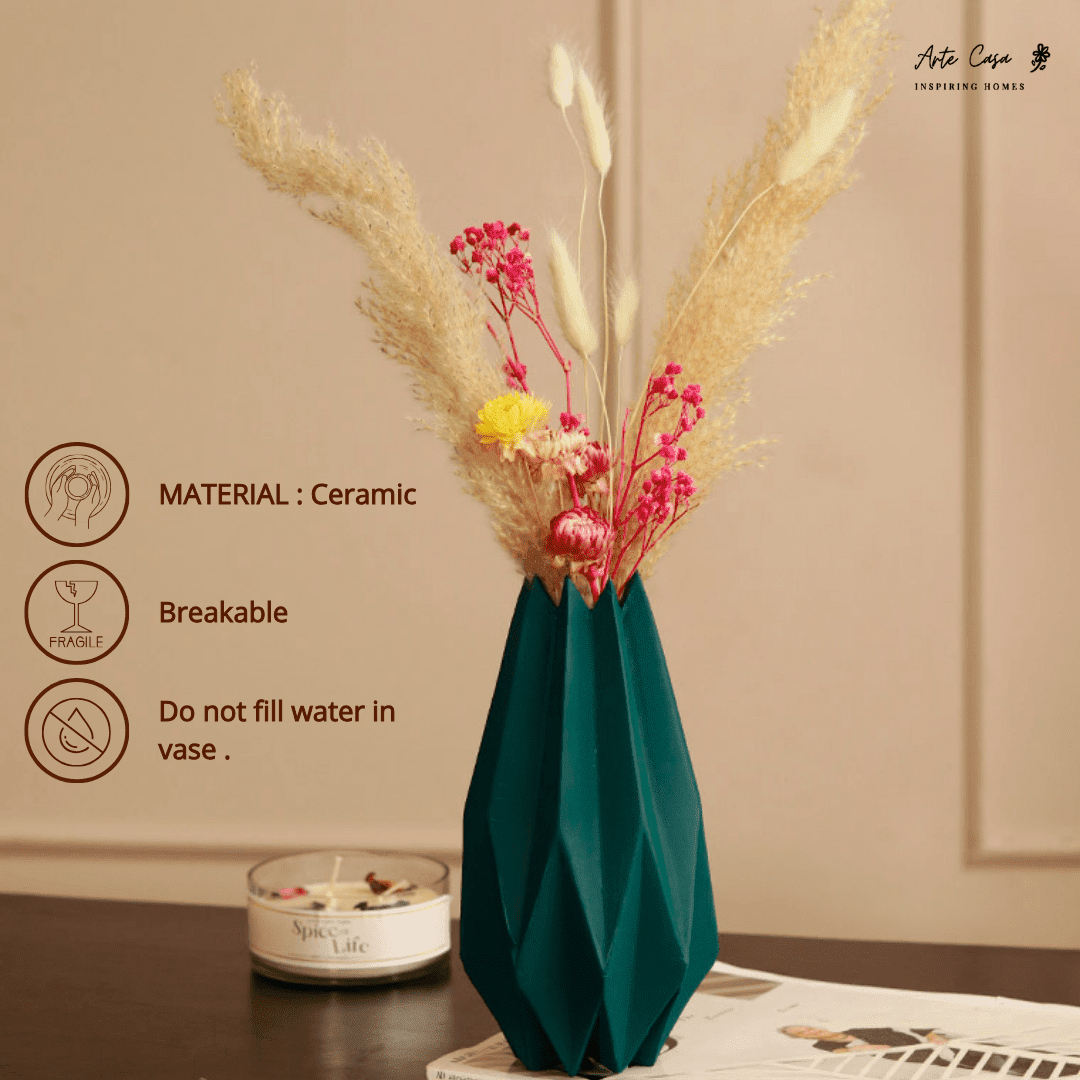 Geometrical zen vase with soft touch bunch - https://artecasa.in/