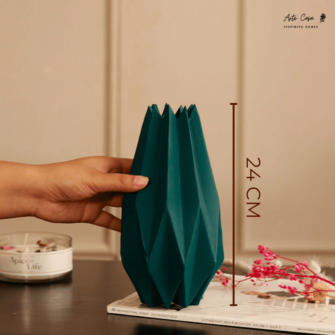 Geometrical zen vase with soft touch bunch - https://artecasa.in/