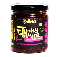 Hattke Chunky Chilli Oil Spicy Threesome 175gm | 100% Vegetarian | Natural & Fresh Ingredients | No Preservatives | Vegan | No Artificial Colours or Flavours | Chilli Paste