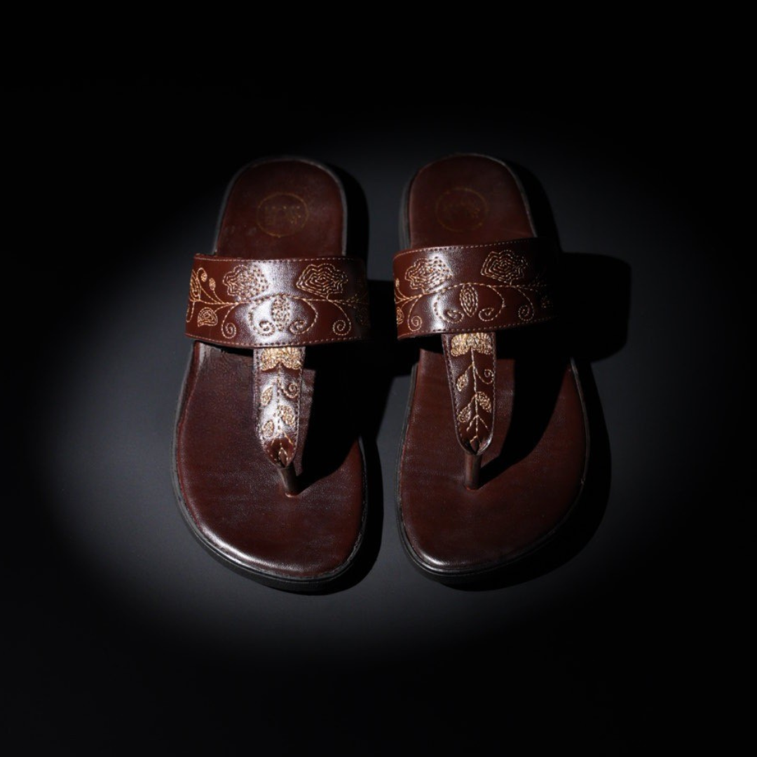 T-Rad Intricate Floral Embroidery Sandals - Brown