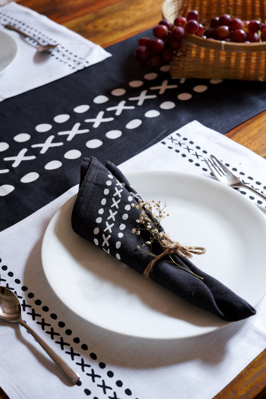 Pravaah Himadri table runner | pure hemp