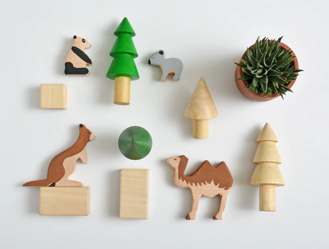 BIRCH & BUG Exotic Animals Set of 4