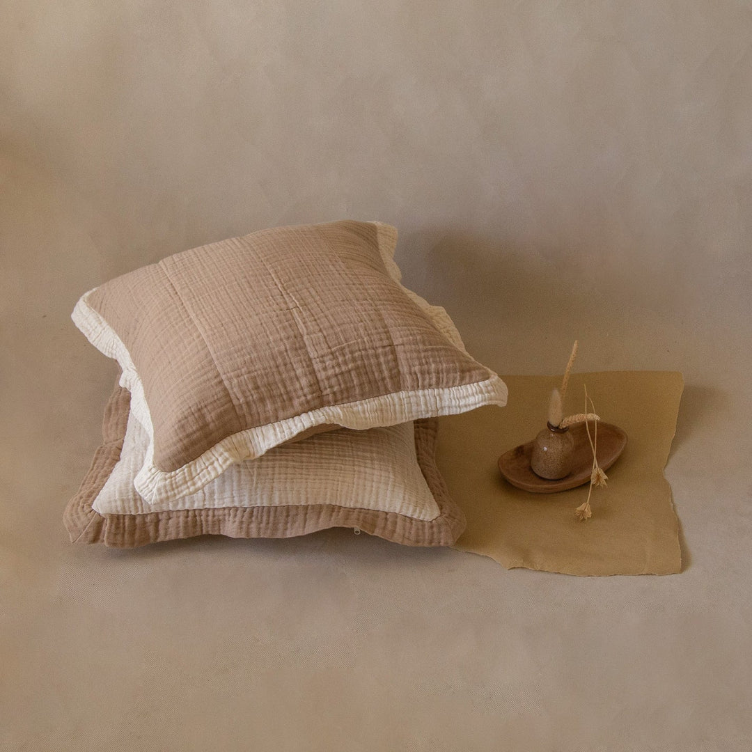 Akiiko Fyra Frame Cushion Cover